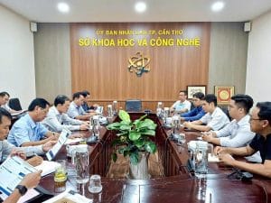 Toàn cảnh không gian phòng họp buổi làm việc